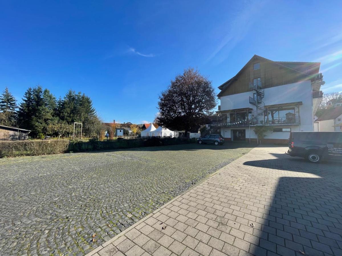 Landgasthof 'Zur Quelle' Wächtersbach Екстериор снимка
